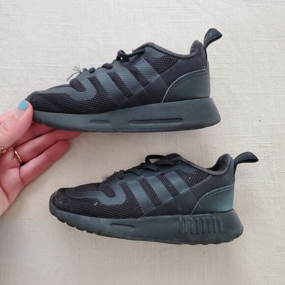 adidas Other - Adidas Black Tennis Shoes toddler 8